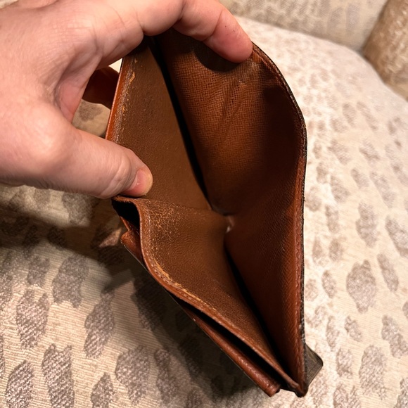 Louis Vuitton bifold men’s wallet - Picture 4 of 13